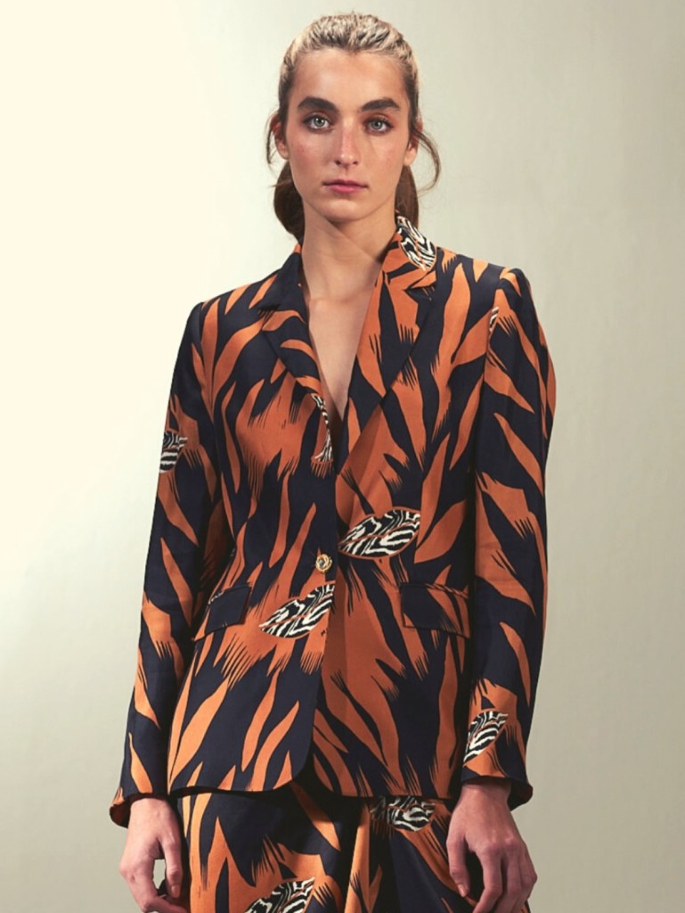 Malva — Giraffe Collective