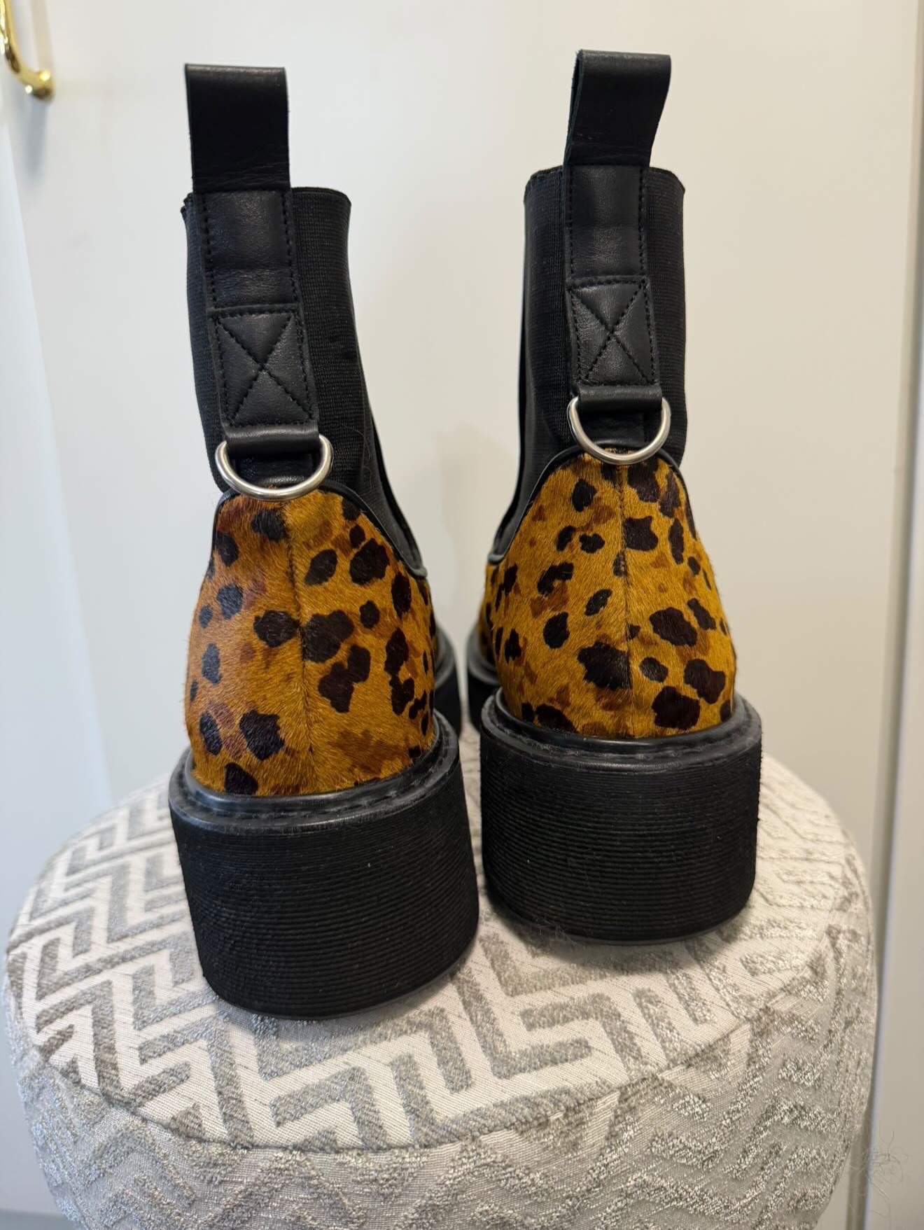 Jazmín Chebar — Giraffe Collective